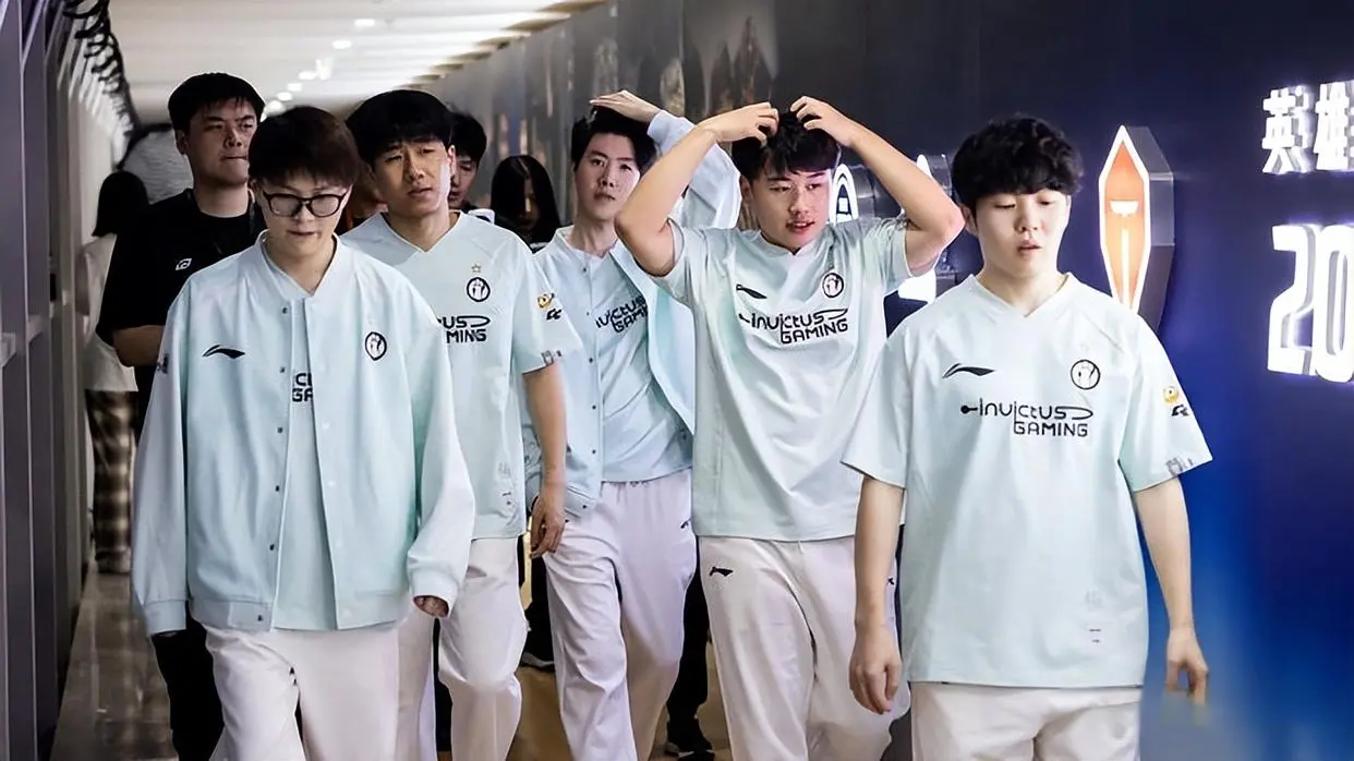 OiunO, amp, cn OiunO, amp, cn