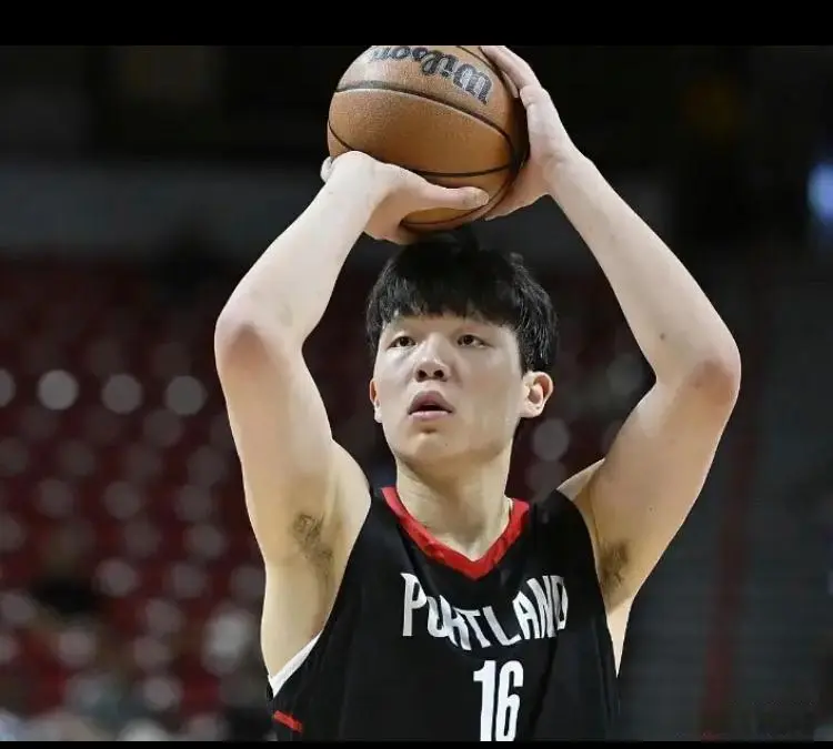 src, 放至其附属