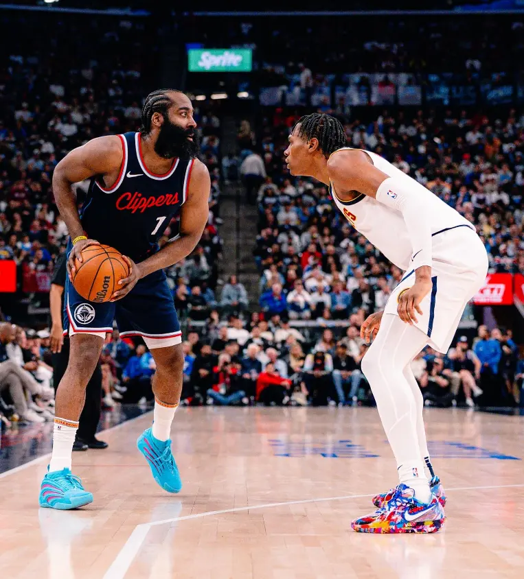 期间, 人士认为快, 轮转阵容深