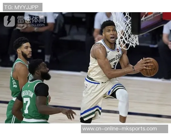 凯尔特人对雄鹿季后赛关键战预测分析及胜负走势探讨